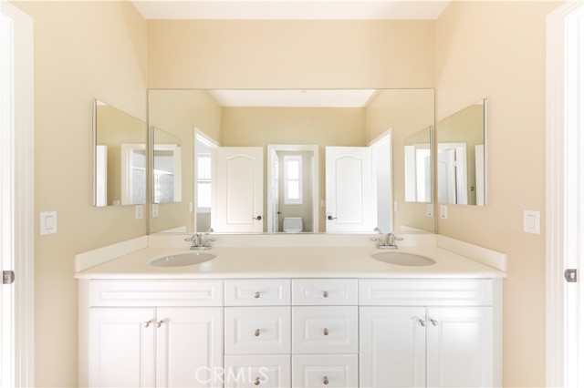 Detail Gallery Image 26 of 39 For 70 Vintage, Irvine,  CA 92620 - 3 Beds | 2/1 Baths