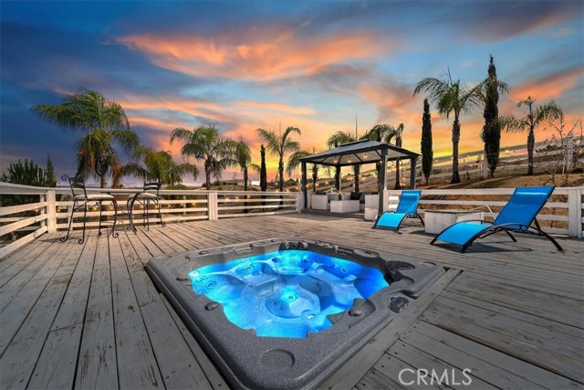 Detail Gallery Image 2 of 53 For 39565 Spanish Oaks Dr, Temecula,  CA 92592 - 4 Beds | 2/1 Baths