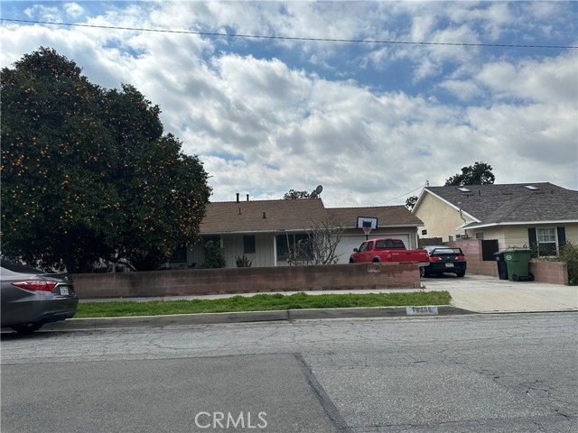 14308 Oak Street, Whittier, California 90605, 2 Bedrooms Bedrooms, ,1 BathroomBathrooms,Single Family Residence,For Sale,Oak Street,PW24046336