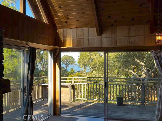 Detail Gallery Image 10 of 55 For 688 Randall Dr, Cambria,  CA 93428 - 2 Beds | 2 Baths