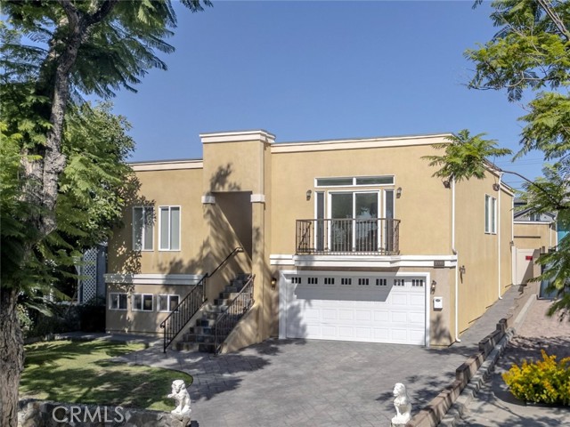 Detail Gallery Image 3 of 40 For 1039 E Santa Anita Ave, Burbank,  CA 91501 - 3 Beds | 3 Baths