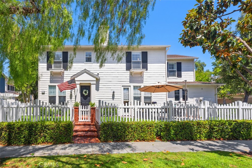 42 Livingston Pl