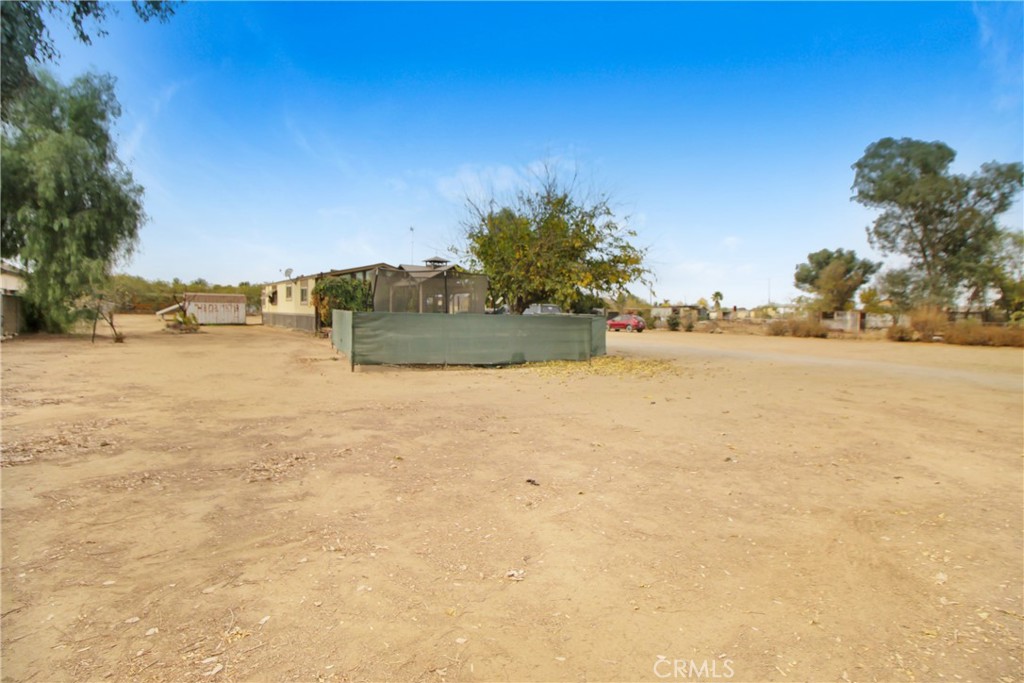 https://media.crmls.org/medias/5dc822f0-8dcd-4ab4-b7c2-919ee876fa7c.jpg?preset=X-Large