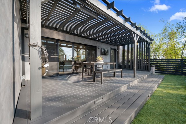 Detail Gallery Image 35 of 65 For 1079 San Jose Ave, Burbank,  CA 91501 - 4 Beds | 3/1 Baths
