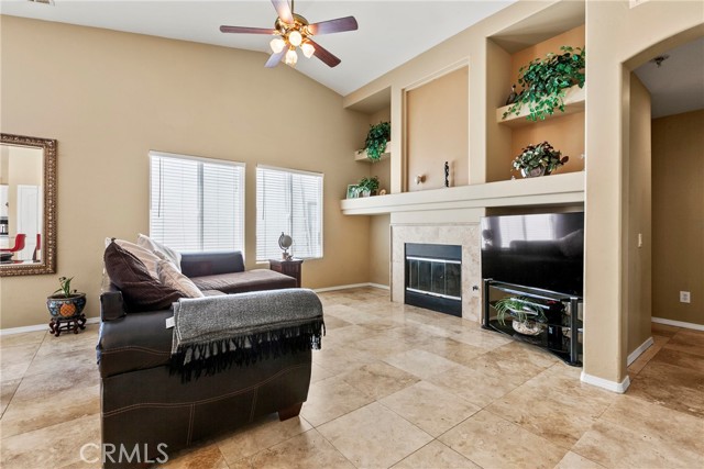 1921 Ybarra Avenue, Santa Maria CA: https://media.crmls.org/medias/5dc88515-d68f-4294-ab35-1a6f4275e2be.jpg