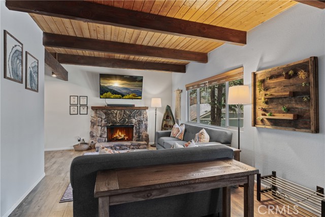 Detail Gallery Image 10 of 42 For 42646 Constellation Dr, Big Bear Lake,  CA 92315 - 4 Beds | 2 Baths