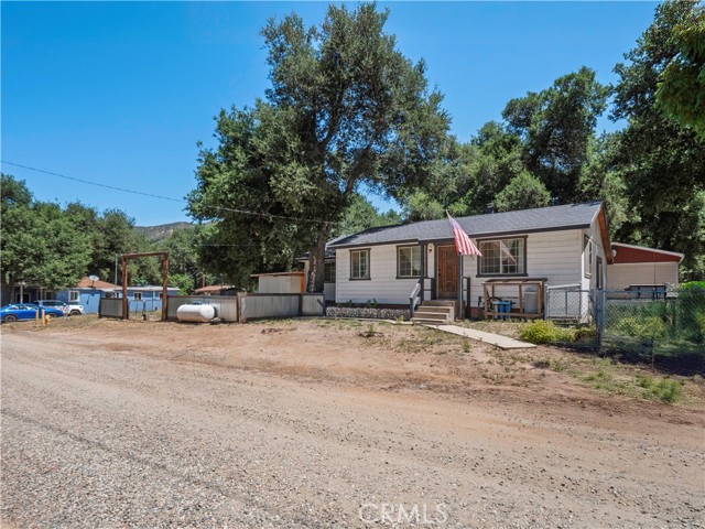Detail Gallery Image 37 of 42 For 15221 Calle San Luis Potosi, Green Valley,  CA 91390 - 3 Beds | 2 Baths