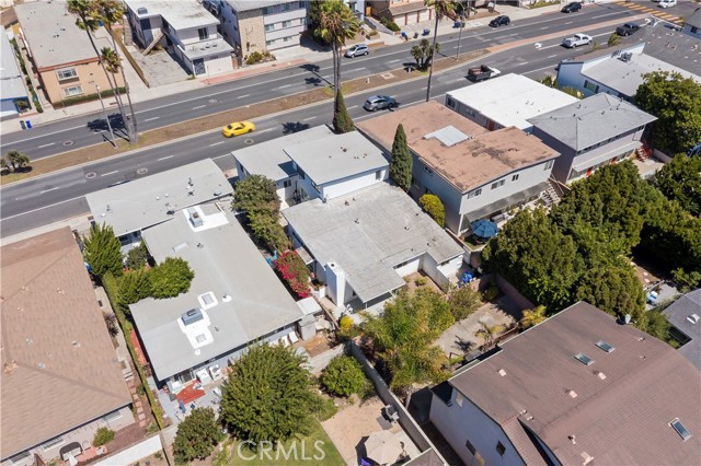 1436 Manhattan Beach Boulevard, Manhattan Beach CA: https://media.crmls.org/medias/5dca02fb-cd83-4f75-a83e-f42450b06c66.jpg