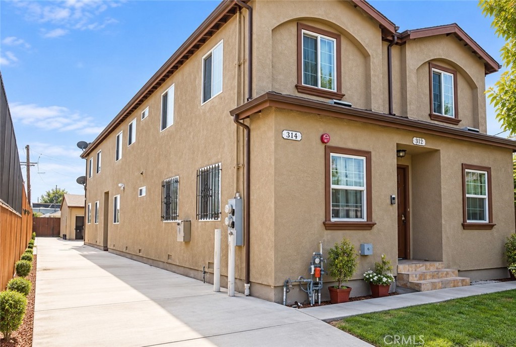 Duplex at 314 W 56th