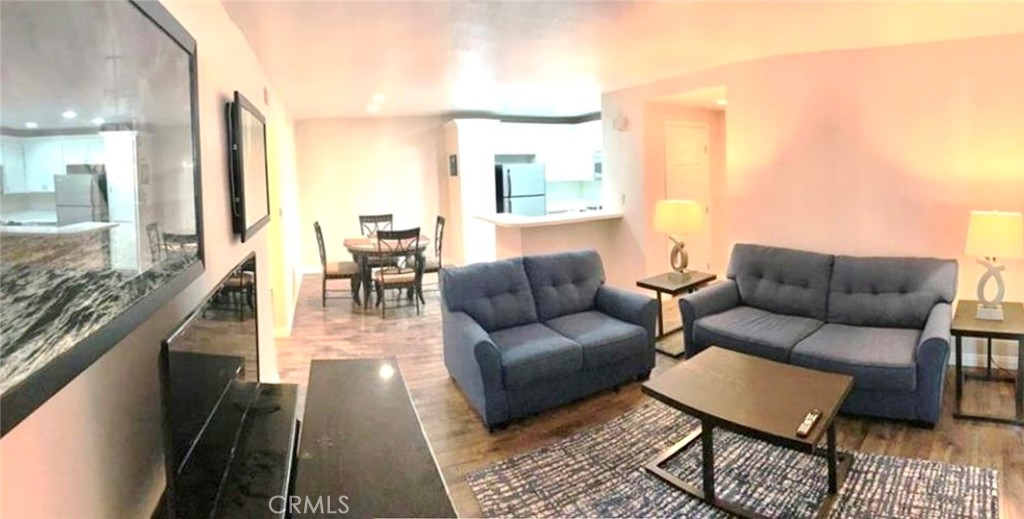 MLS #OC25123748 img 3