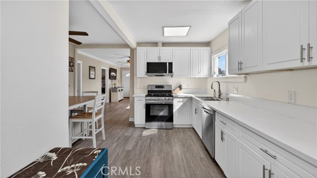 Detail Gallery Image 12 of 37 For 4490 Highland, Riverside,  CA 92506 - 3 Beds | 1 Baths