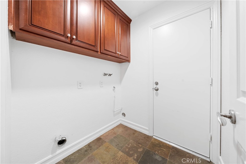 MLS #OC25250292 image #13