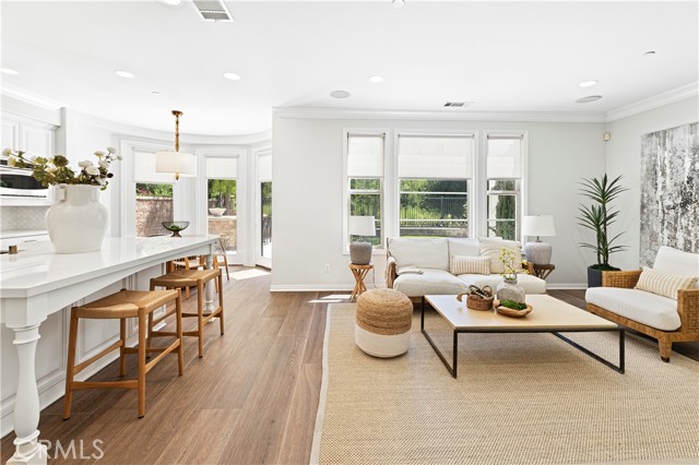 Detail Gallery Image 18 of 60 For 54 Valley Terrace, Irvine,  CA 92603 - 5 Beds | 4/1 Baths