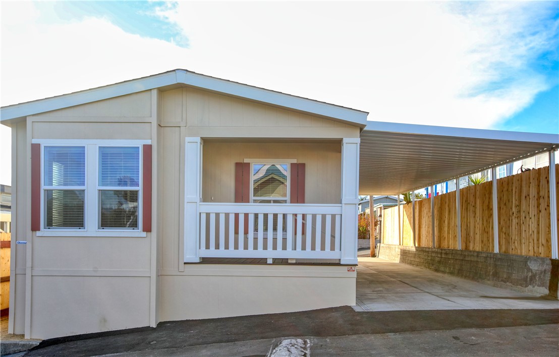 Detail Gallery Image 1 of 31 For 655 S Halcyon #26,  Arroyo Grande,  CA 93420 - 2 Beds | 2 Baths