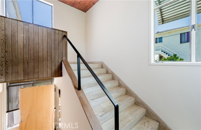 Detail Gallery Image 10 of 33 For 2211 W 2nd St, Los Angeles,  CA 90057 - – Beds | – Baths