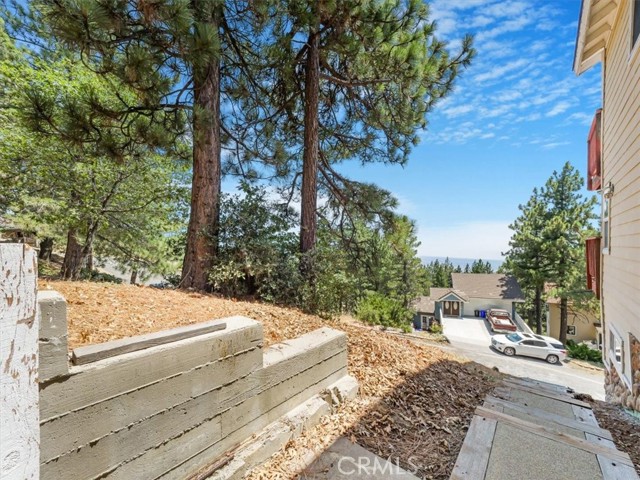 Detail Gallery Image 23 of 46 For 30134 Enchanted Way, Running Springs,  CA 92382 - 4 Beds | 3/1 Baths