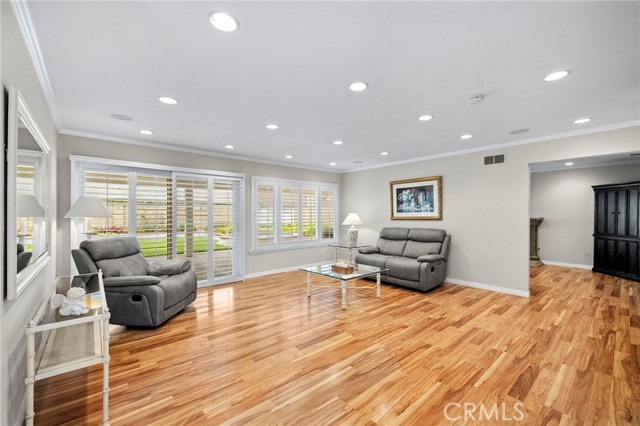 Detail Gallery Image 10 of 44 For 2342 Caper Tree Drive, Tustin,  CA 92780 - 4 Beds | 3 Baths