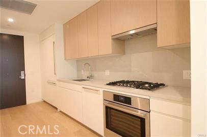 Detail Gallery Image 2 of 20 For 877 Francisco St #521,  Los Angeles,  CA 90017 - 0 Beds | 1 Baths