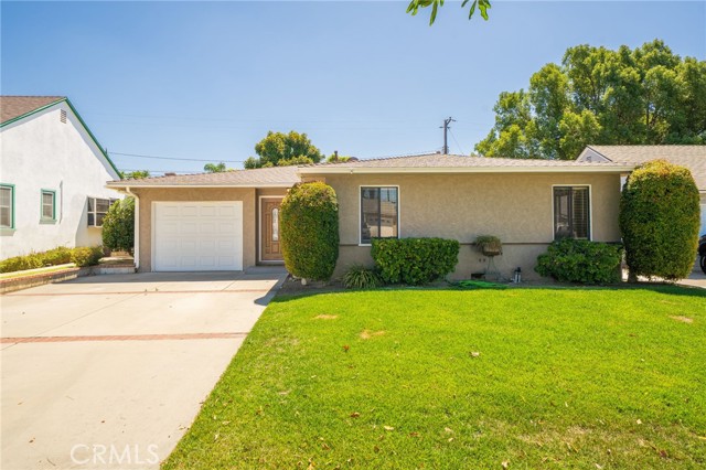 336 S Grandin Avenue, Azusa CA: https://media.crmls.org/medias/5dd003db-7003-4f5f-a640-bd11dac63d54.jpg