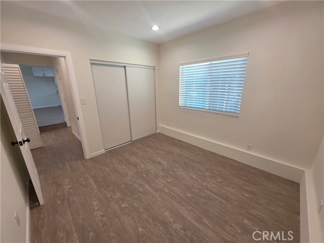 1204 E Avenue Q4, Palmdale CA: https://media.crmls.org/medias/5dd00c86-def6-49b2-9875-e545b832758f.jpg
