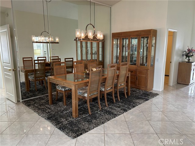30101 Chateau Cuvaison, Murrieta CA: https://media.crmls.org/medias/5dd06d05-95c1-4606-9bc2-33afc2f5170f.jpg