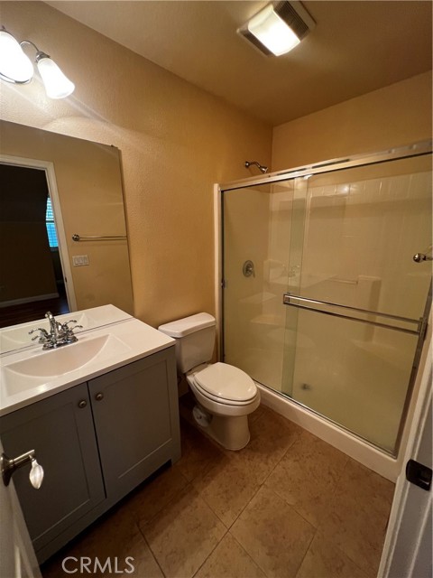 7090 Cottage Grove Drive, Eastvale CA: https://media.crmls.org/medias/5dd08bc1-1745-4071-ba25-b9c7ca59f521.jpg
