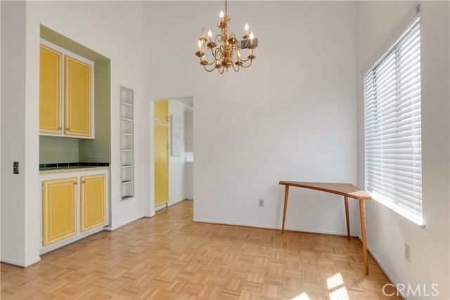17306 Village 17, Camarillo CA: https://media.crmls.org/medias/5dd09db2-4df8-43a5-a0b3-0bae0e96d309.jpg
