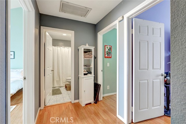 533 Walnut Avenue, Long Beach CA: https://media.crmls.org/medias/5dd191a7-3150-4ad5-af7f-aec1c38b1a0e.jpg