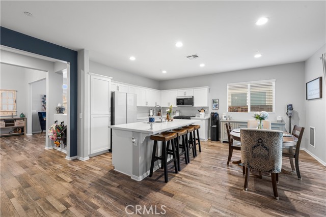 Detail Gallery Image 13 of 54 For 3558 Mt San Gorgonia Ave, Rosamond,  CA 93560 - 4 Beds | 3 Baths