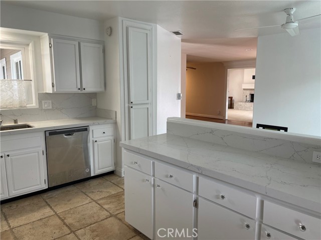 Detail Gallery Image 6 of 12 For 1169 Augusta St, Costa Mesa,  CA 92626 - 2 Beds | 2 Baths