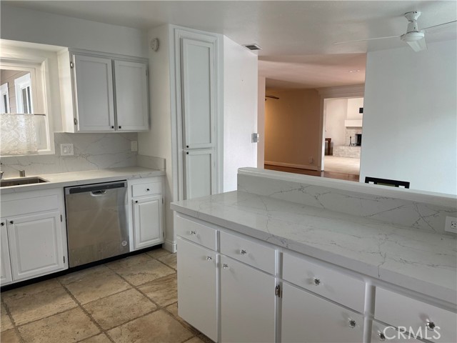 Detail Gallery Image 6 of 12 For 1169 Augusta St, Costa Mesa,  CA 92626 - 2 Beds | 2 Baths