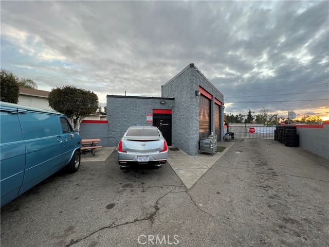 1129 S Lemon Street, Anaheim, California 92805, ,Commercial Sale,For Sale,1129 S Lemon Street,CRPW23180709