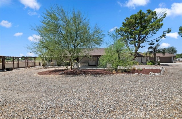 22545 Alessandro Avenue, San Jacinto CA: https://media.crmls.org/medias/5dd26cf7-a196-4037-9f69-4d86b42586e7.jpg