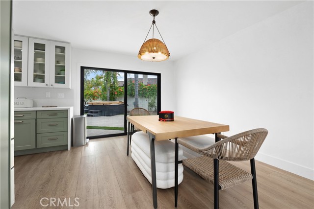 3550 Goldenrod Circle, Seal Beach CA: https://media.crmls.org/medias/5dd2a11a-e6de-4470-80c5-23ed5c32fcaf.jpg