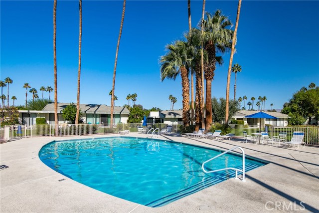 Image 6 for 1738  W Grand Bahama CIR 550