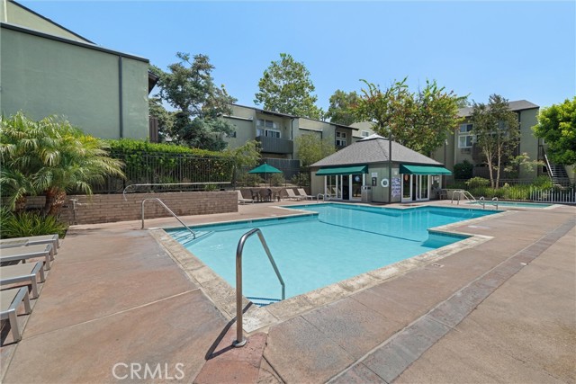 4822 Hollow Corner Road, Culver City CA: https://media.crmls.org/medias/5dd2fb6b-d7ff-4a7e-8fa1-11fd4b67dfb7.jpg