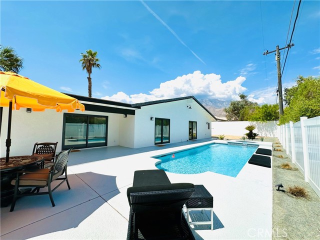Detail Gallery Image 62 of 75 For 1980 E Rochelle Rd, Palm Springs,  CA 92262 - 5 Beds | 3 Baths