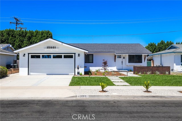 Detail Gallery Image 32 of 33 For 15801 Carrie Ln, Huntington Beach,  CA 92647 - 3 Beds | 2 Baths
