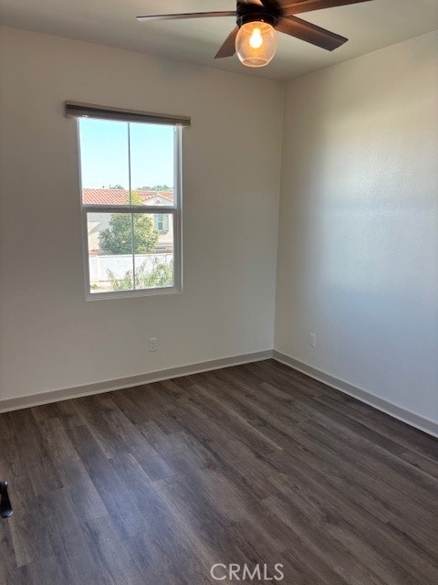 Detail Gallery Image 24 of 35 For 4158 Mission Tree, Oceanside,  CA 92057 - 4 Beds | 2/1 Baths