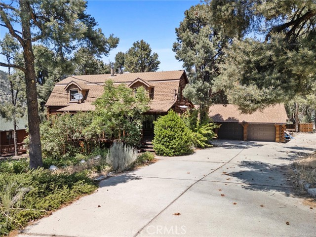 Detail Gallery Image 10 of 47 For 2712 Tirol Dr, –,  CA 93225 - 3 Beds | 2 Baths