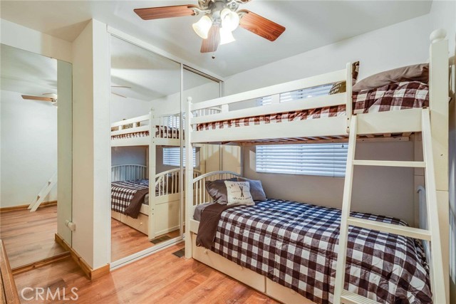 513 W Victoria Court, Lake Arrowhead CA: https://media.crmls.org/medias/5dd5d815-8d72-468f-8451-a07bbef05c39.jpg