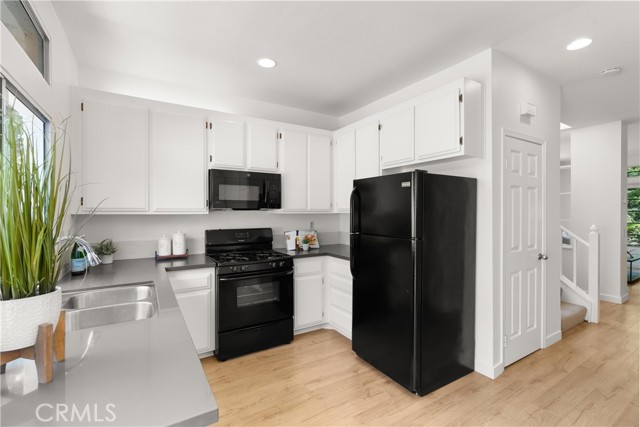 Detail Gallery Image 14 of 29 For 23622 Wakefield Ct #69,  Laguna Niguel,  CA 92677 - 2 Beds | 2/1 Baths