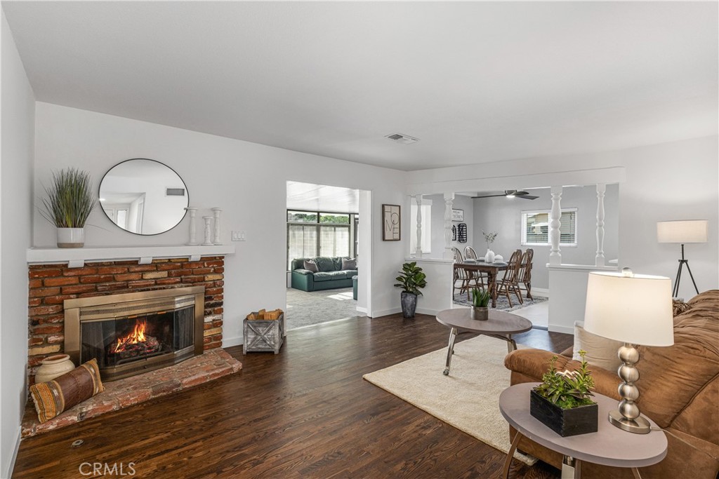 MLS #OC25257049 image #8