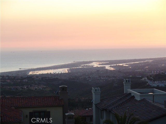 39 Sarteano Dr., Newport Coast CA: https://media.crmls.org/medias/5dd5f7f3-dfec-4a7a-a461-75ed98b7e704.jpg