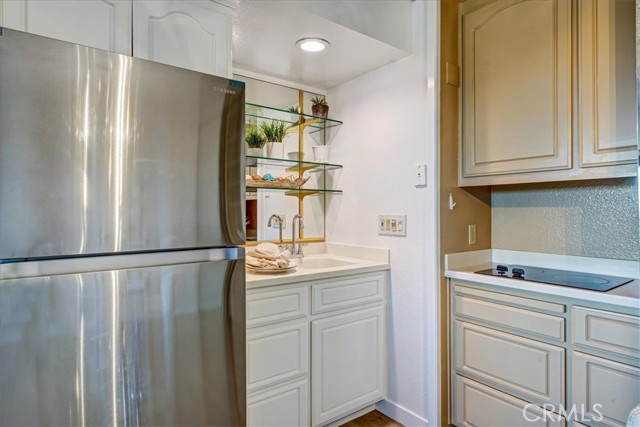 Detail Gallery Image 5 of 35 For 24055 Paseo Del Lago #1302,  Laguna Woods,  CA 92637 - 2 Beds | 2 Baths