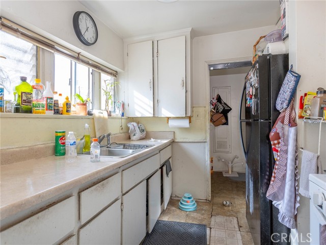 Detail Gallery Image 8 of 35 For 2313 N Niagara St, Burbank,  CA 91504 - – Beds | – Baths