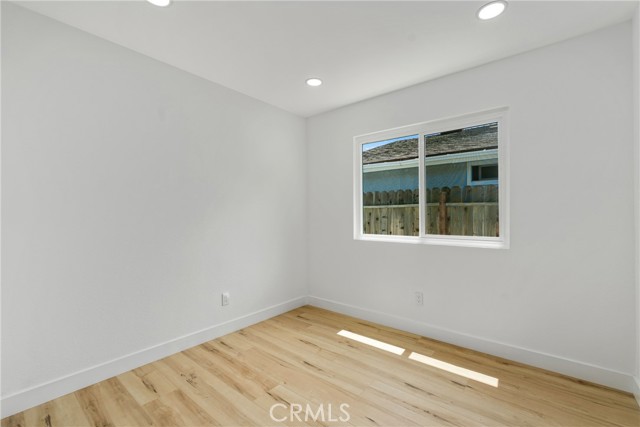 Detail Gallery Image 20 of 32 For 1157 Fallbrook Dr, Corona,  CA 92878 - 4 Beds | 2 Baths