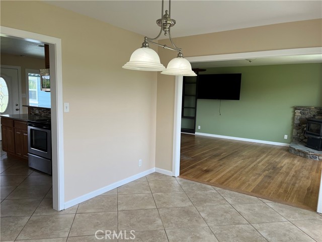 Detail Gallery Image 6 of 26 For 11122 Schafer Ave, Los Molinos,  CA 96055 - 3 Beds | 2 Baths
