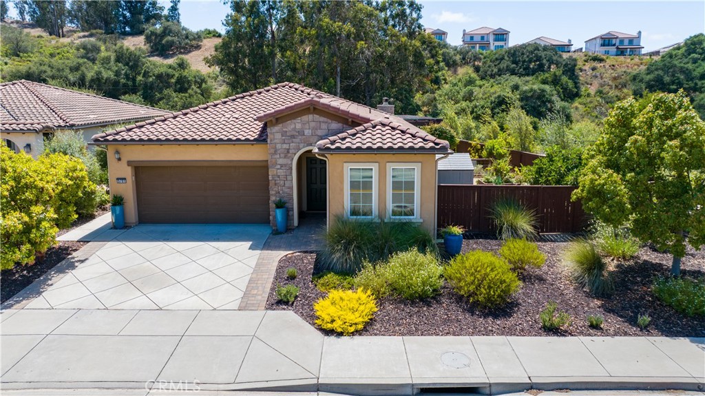 5701 Yarrow