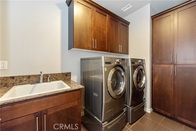 Detail Gallery Image 21 of 36 For 18211 Joel Brattain, Yorba Linda,  CA 92886 - 4 Beds | 3/1 Baths